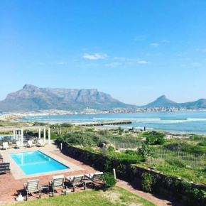 Cape Town Beachfront Apartments at Leisure Bay